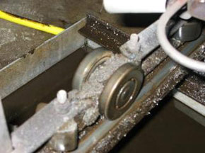 Instructions for cleaning chains with excessive carbon build up